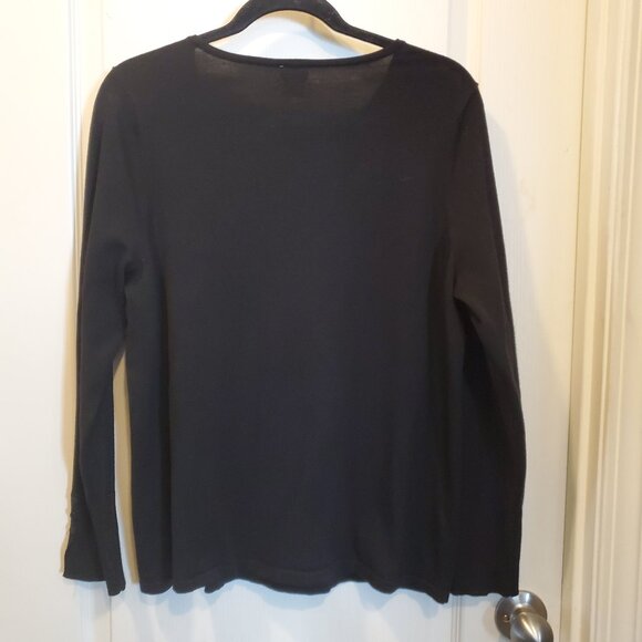 Chico’s Lightweight Classic Black Sweater with button sleeves – Size 2  M/L - Picture 2 of 5